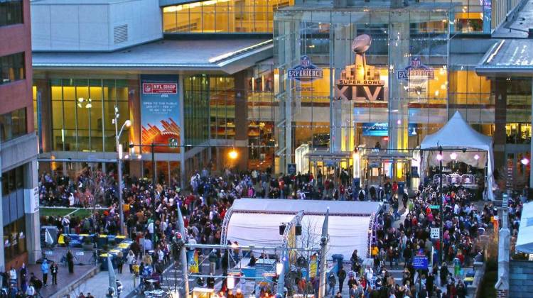 Council Committee Backs Super Bowl Bid