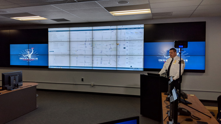 Kevin Wethington, IMPD's public communications safety chief, gave a demo of the website to reporters on Wednesday. - Drew Daudelin/WFYI