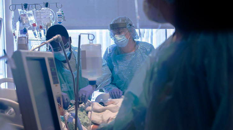 A patient receives treatment in an extracorporeal membrane oxygenation, or ECMO, room, at Northwestern Memorial Hospital in Chicago. - Provided by Northwestern Medicine