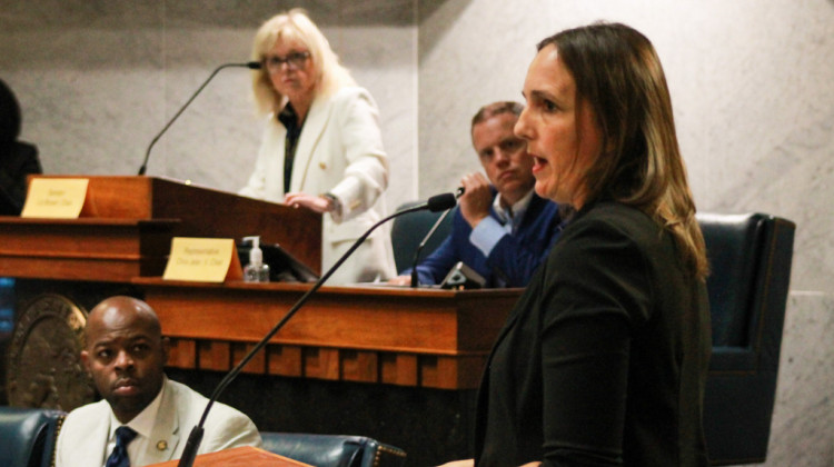 Indiana lawmakers take 'first step' to explore potential solutions to patients' medical debt