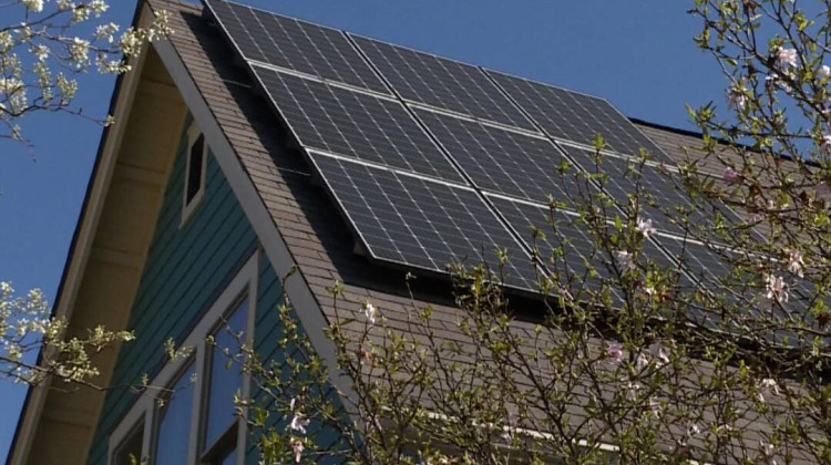 Indiana solar businesses booming as people rush to claim home solar tax credit before it expires