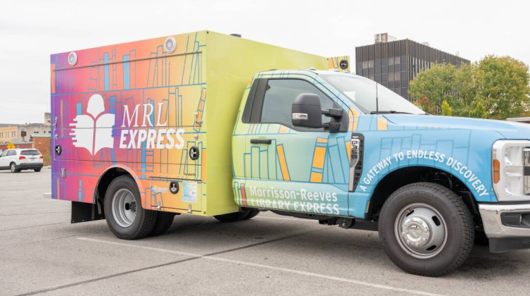 Bookmobile services are driving back into Wayne County, Ind.
