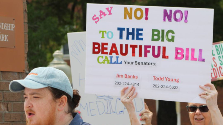 Hoosiers call on Indiana's U.S. senators to vote 'no' on cuts to SNAP, Medicaid, Medicare