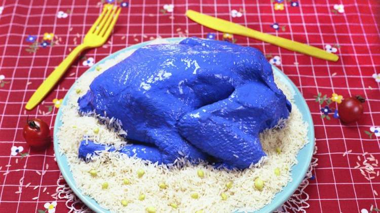Tasting With Our Eyes: Why Bright Blue Chicken Looks So Strange