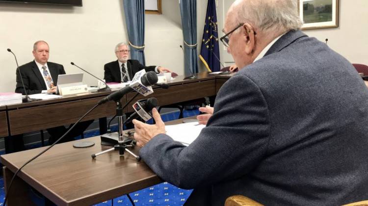 Senate Panel Advances No-Excuse Absentee Voting Bill
