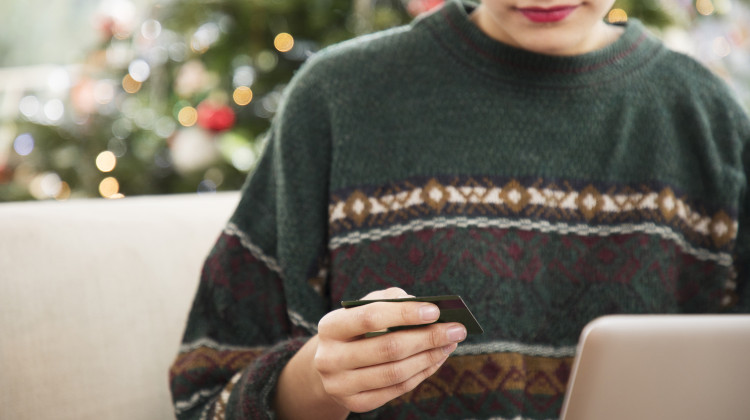 Email fraud poses challenges for consumers and companies during the holiday season
