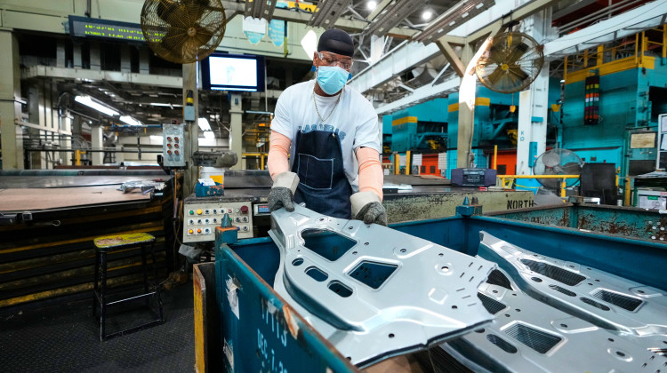 An employee at the General Motors Marion Metal Center works in the metal stamping operations Thursday, September 15, 2022, where GM announced it will invest $491 million to prepare the facility to produce a variety of steel and aluminum stamped parts for future products, including electric vehicles, built at multiple GM assembly plants. (Photo by AJ Mast for General Motors) - AJ Mast/AJ Mast for General Motors / AJ Mast