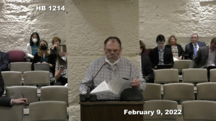 Randy Shelton testifies in favor of HB1214. - Screenshot Ben Thorp/WBAA