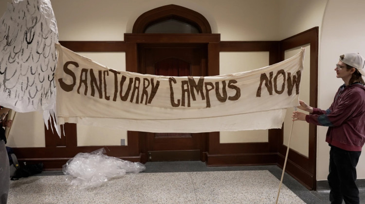 Graduate workers demand IU become sanctuary campus