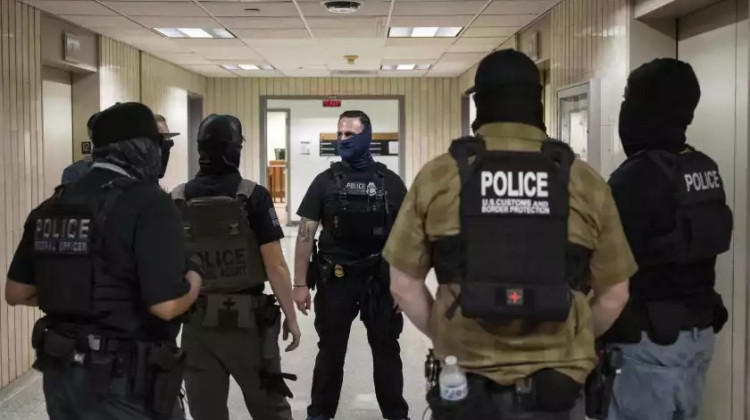 The cost of ICE arrests: Immigrants paying more for bond