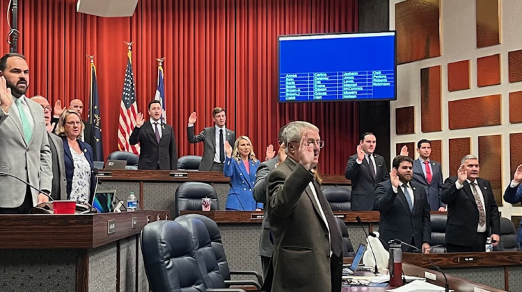 Indianapolis City-County Council swearing in. (Jill Sheridan WFYI)