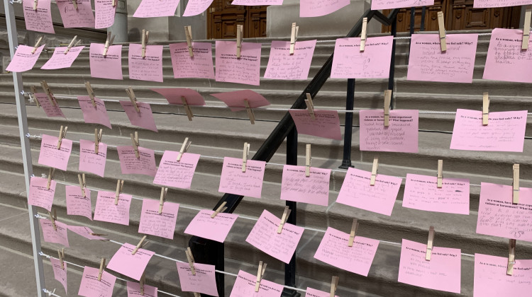 El Tendedero/The Clothesline displays the stories of Hoosier women who have experienced sexual assault. - Jill Sheridan/IPB News