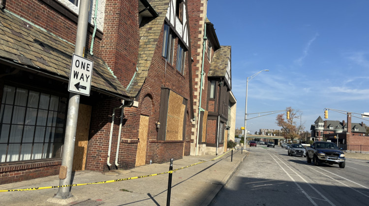 Veteran housing reopens in Indianapolis after complex fire last year