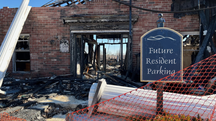 Burned out building at Lakeside Point. (Jill Sheridan WYFI)