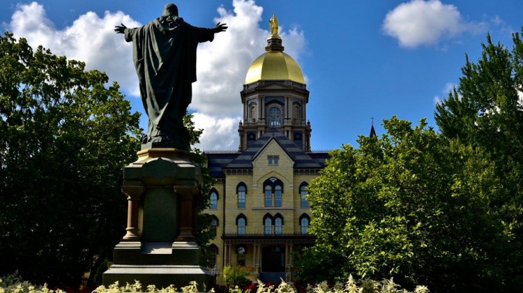 Notre Dame will not let students register for the spring semester if they don't take a mandatory COVID-19 exit testing before leaving campus at the end of the semester.  - FILE PHOTO: Justin Hicks/IPB News