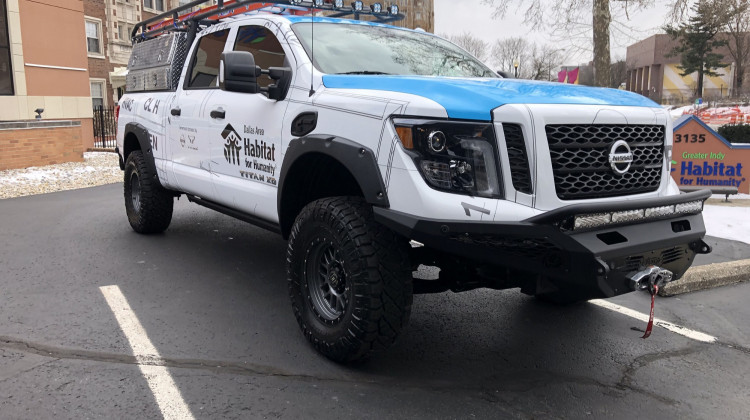 Nissan unveiled a special edition work truck, dubbed the “Ultimate Work TITAN”, at the Habitat for Humanity office in Indianapolis.