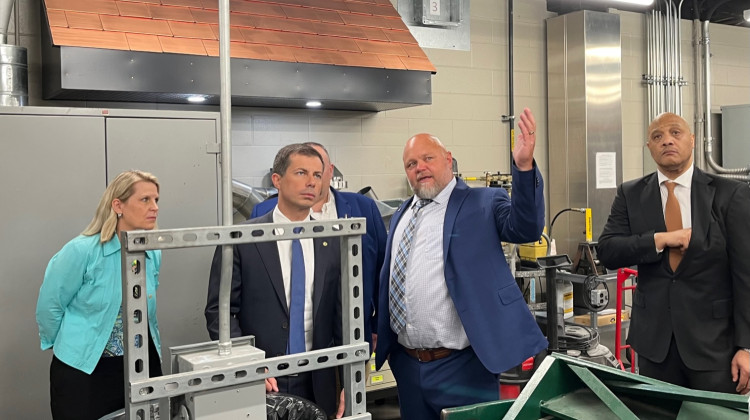 Secretary Buttigieg and others receive a tour of training facility in Indianapolis. - (Jill Sheridan/WFYI)