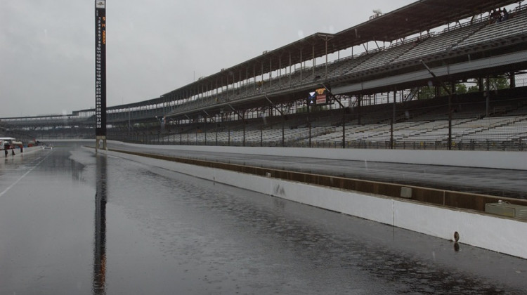 Carb Day Dawns Soggy At Indianapolis Motor Speedway