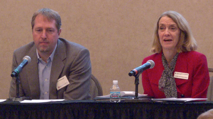 Kelley School of Business professors Kyle Anderson and Cathy Bonser-Neal speak on the 2020 economic forecast panel at IUPUI Thursday morning. - Samantha Horton/IPB News