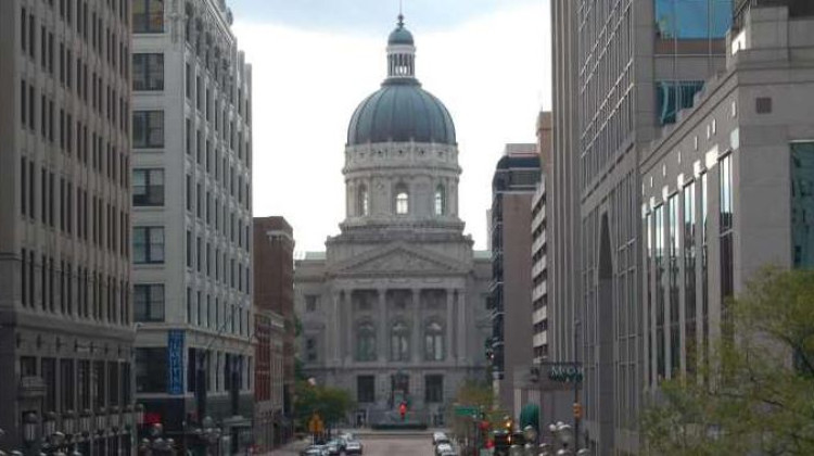 Indiana house committee advances bill to increase birth control access
