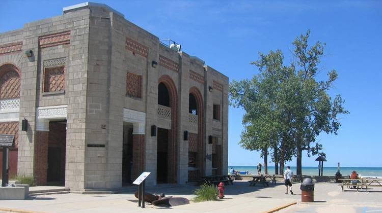 Indiana Panel To Vote On Liquor License For Dunes Pavilion
