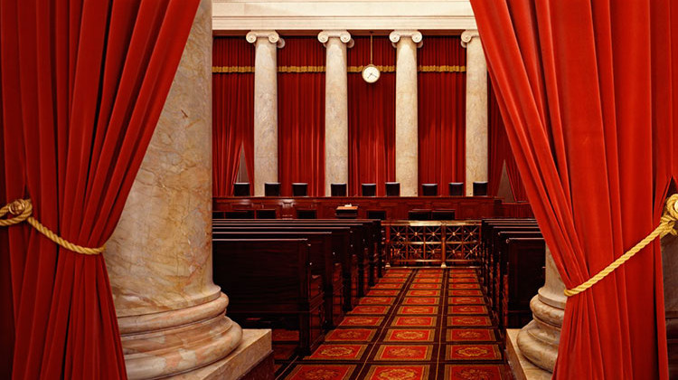 The interior of the United States Supreme Court. - Carol M. Highsmith Archive at the Library of Congress/public domain