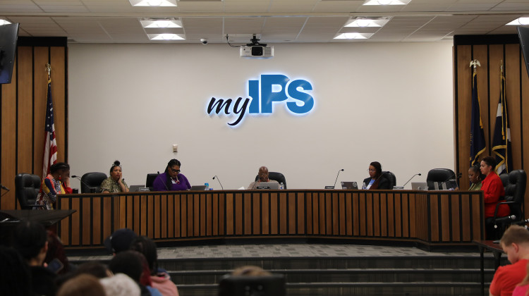 IPS teachers union asks for moratorium on new charters in the district