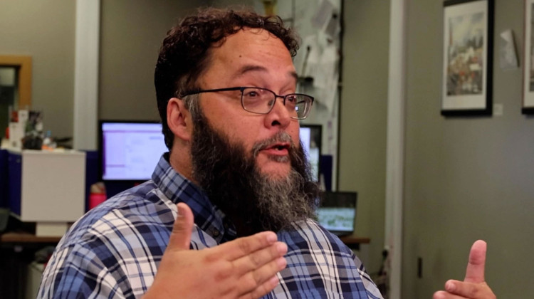 Former Indiana University student media director sues in free-speech case