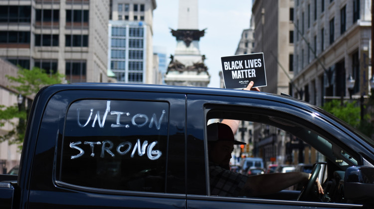 Union workers at a car rally outside the Indiana Statehouse.  - Justin Hicks / IPB News