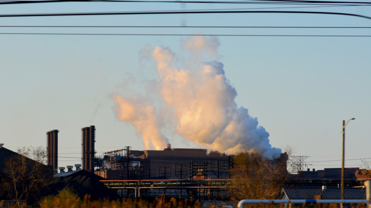 The federal government could control Indiana's air pollution if permit fees don't go up