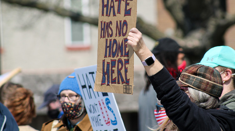 Anti-racist demonstrators gathered on the sidewalk of the DeKalb County courthouse to share resources and help bolster local activists.  - Lauren Chapman/IPB News