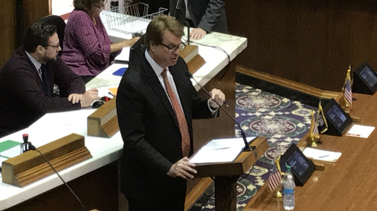 House Minority Leader Rep. Phil GiaQuinta (D-Fort Wayne) gives a floor speech on the 2019 session's opening day. - Brandon Smith/IPB News