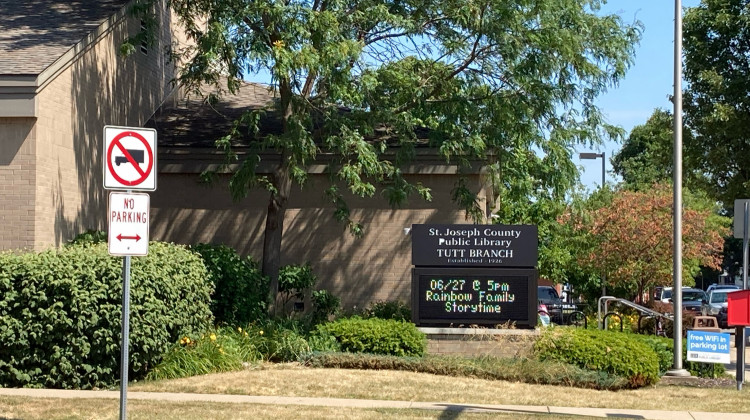 A sign outside the Virginia M. Tutt Branch advertises the Rainbow Family Storytime on June 29. - Jakob Lazzaro / WVPE