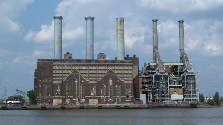 The Kearny Generating Station is a small natural gas plant or "peaking power plant" in New Jersey much like the ones CenterPoint wants to build.  - King of Hearts/Wikimedia Commons