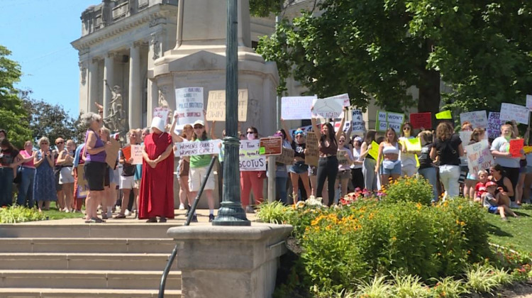 People gathered downtown at the Monroe County Courthouse Monday. - Holden Abshier/WTIU News