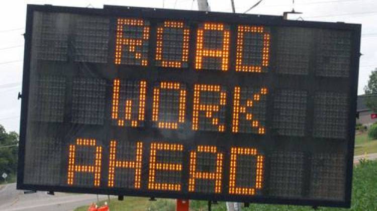 Lane Restrictions On I-70 In Hendricks County Will Begin Monday