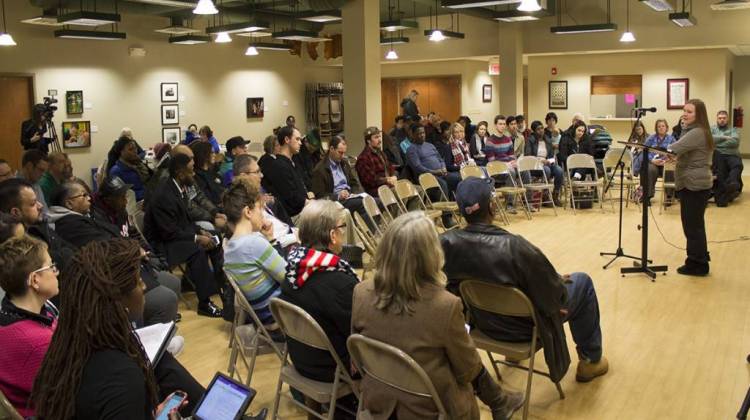 Residents and local officials meet in South Bend to discuss how lead contamination and abatement. - Nick Janzen/IPB News