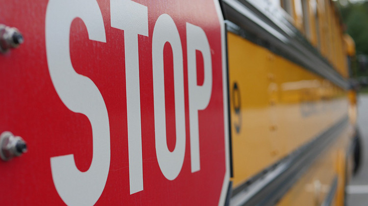 Indiana To Crack Down On Motorists Passing Idle School Buses