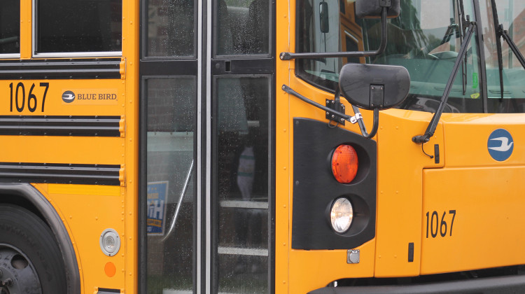 Federal program awards nine Indiana schools districts funding for electric buses