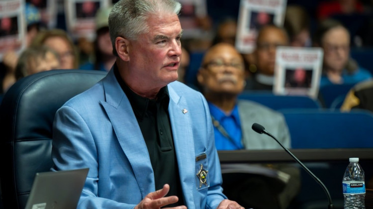 Indy Democrats clash with sheriff over holding ICE detainees in the jail