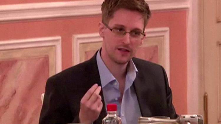 Snowden Reportedly Used Others' Login Info To Get Secret Data