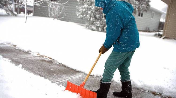 Climatologist Predicts Mild, Dry Start To Indiana's Winter