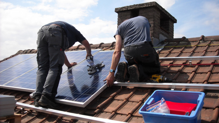 Unaffected By State Net Metering Laws, Cities Look To Change Theirs
