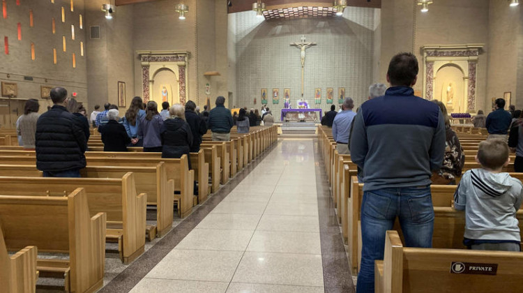 Sunday morning mass at St. Matthew Cathedral in South Bend on March 15, 2020. - Annacaroline Caruso/WVPE