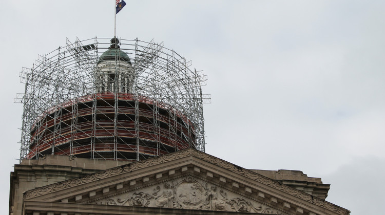 Health care facilities can’t hire people with certain felonies. Bill offers peer recovery exception