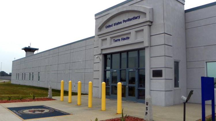 Judge rules against government in transfer of Terre Haute prisoners