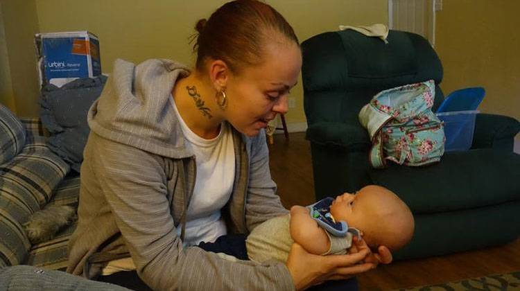 New Moms Need Daily Addiction Help To Stay In Recovery ... And Stay With Their Kids