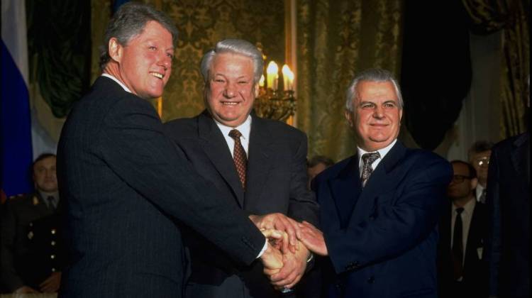 What If Ukraine Still Had Nuclear Weapons?