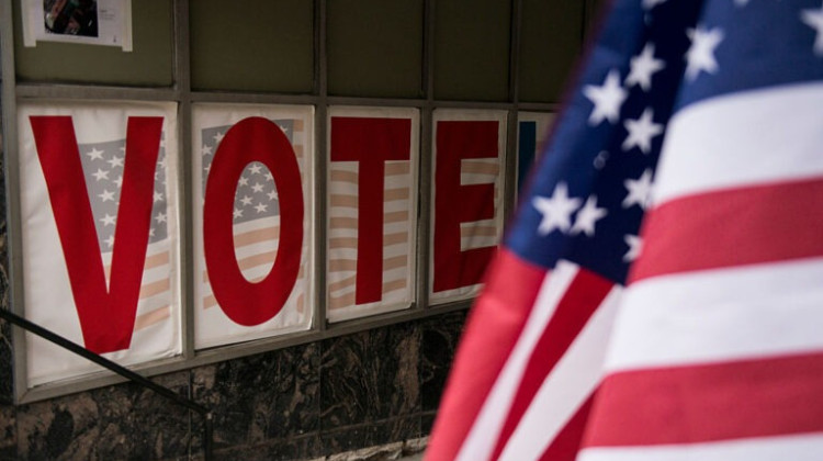 New Indiana polls show Hoosiers losing faith in both parties — and their own leaders