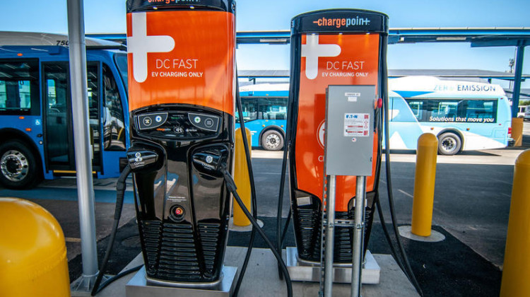 A charging station for electric buses in California, 2018. - Santa Clara Valley Transportation Authority/Wikimedia Commons